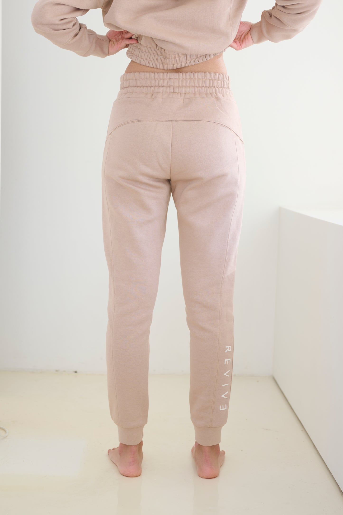High-waisted Jogger - Taupe